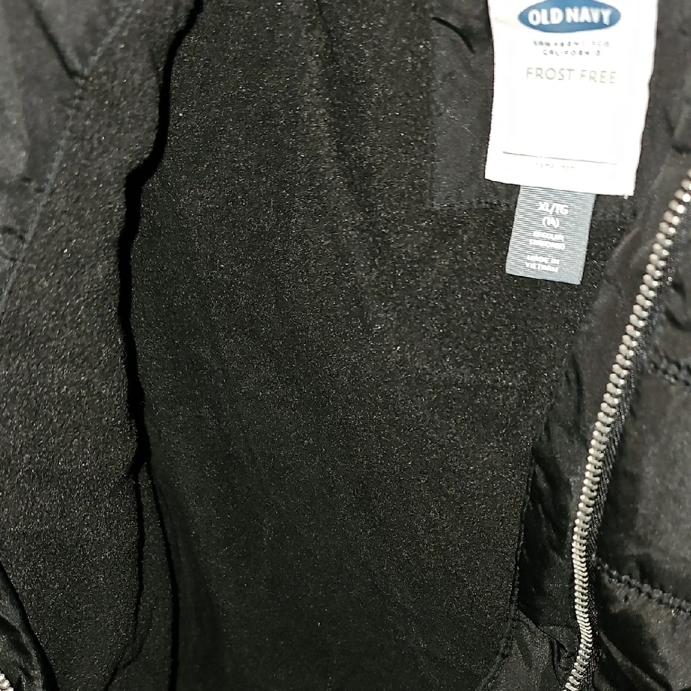 Old Navy Girls Black Quilted Fleece Lined Long Zipper Jacket Size (14)